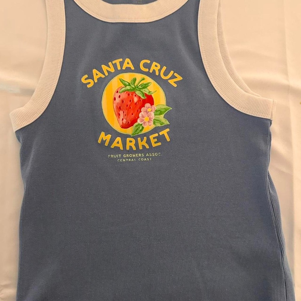 Old navy tank top size small